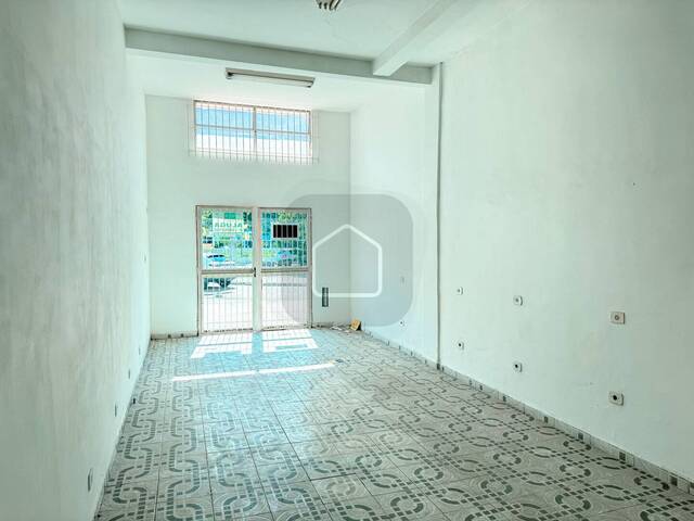#93 - Sala para Locação em Caraguatatuba - SP