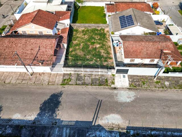Terreno para Venda em Caraguatatuba - 4