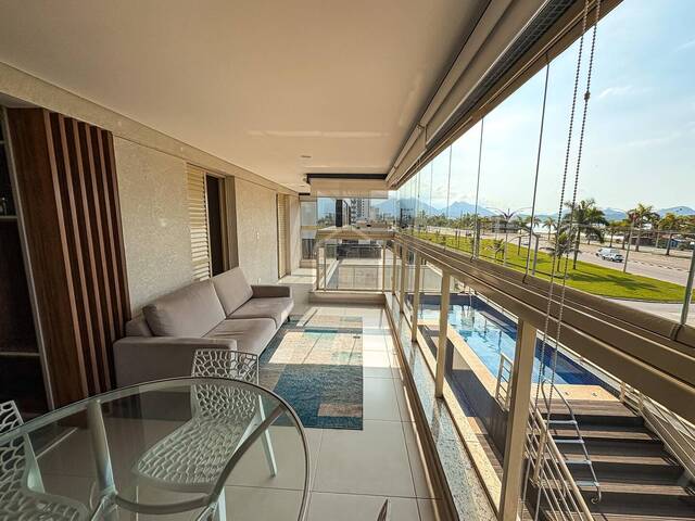 #112 - Apartamento para Venda em Caraguatatuba - SP