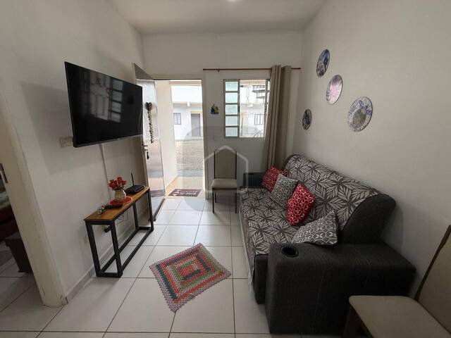 Apartamento para Venda em Caraguatatuba - 5