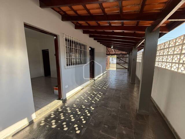 Casa para Venda em Caraguatatuba - 5