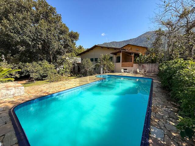 #140 - Casa para Venda em Caraguatatuba - SP