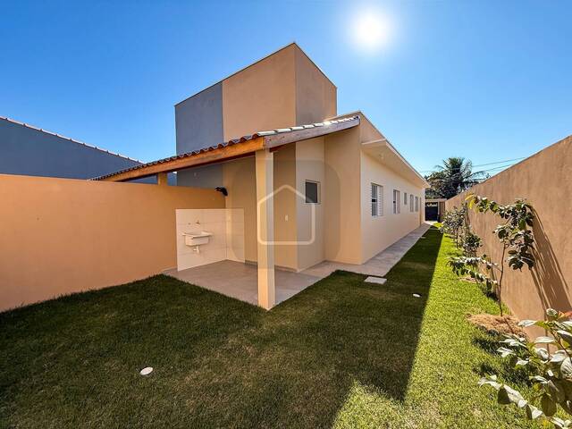 Casa para Venda em Caraguatatuba - 4