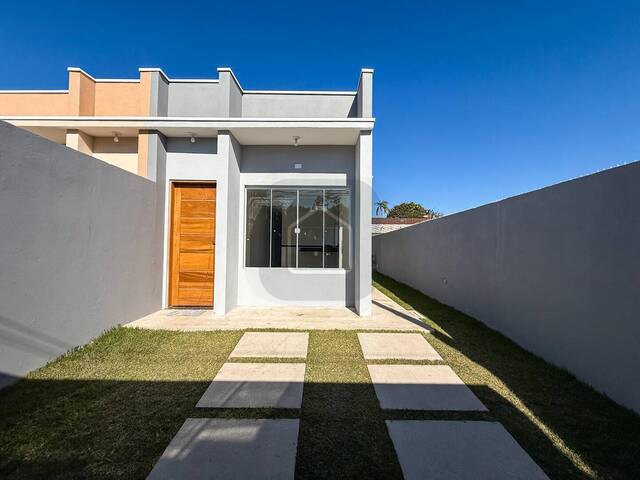 #143 - Casa para Venda em Caraguatatuba - SP