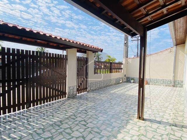 Casa para Venda em Caraguatatuba - 4