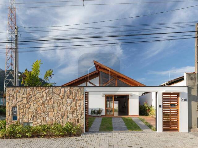 Casa para Venda em Caraguatatuba - 5