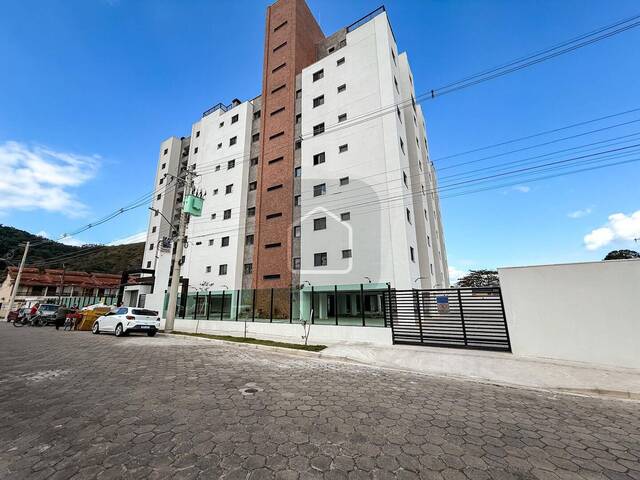 Apartamento para Venda em Caraguatatuba - 4