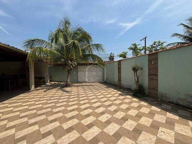 #166 - Casa para Venda em Caraguatatuba - SP