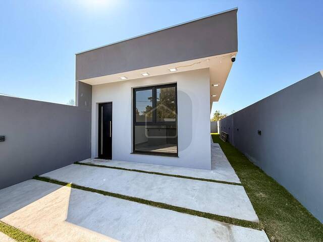 #170 - Casa para Venda em Caraguatatuba - SP
