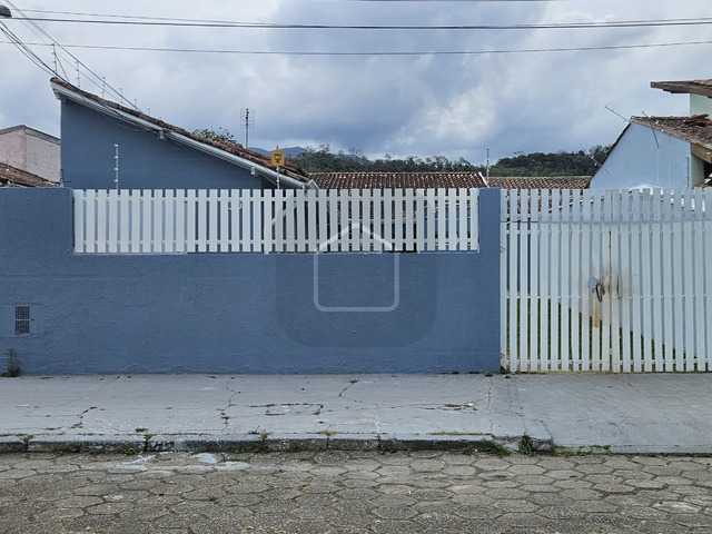 Casa para Venda em Caraguatatuba - 4
