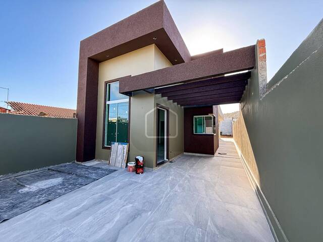 #180 - Casa para Venda em Caraguatatuba - SP