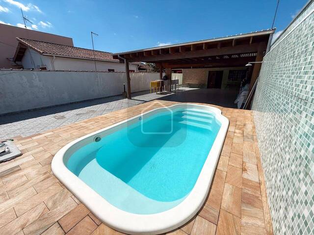 #185 - Casa para Venda em Caraguatatuba - SP