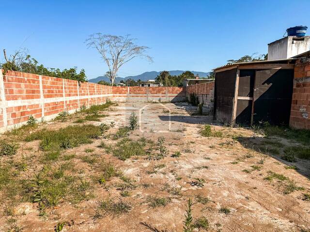 Terreno para Venda em Caraguatatuba - 5
