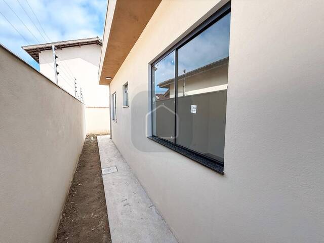 Casa para Venda em Caraguatatuba - 4