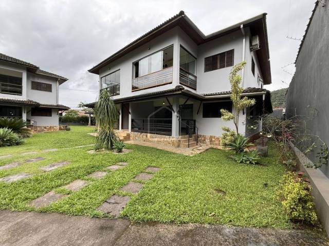 #212 - Casa para Venda em Caraguatatuba - SP