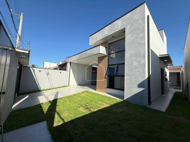 Casa para Venda em Caraguatatuba - 5