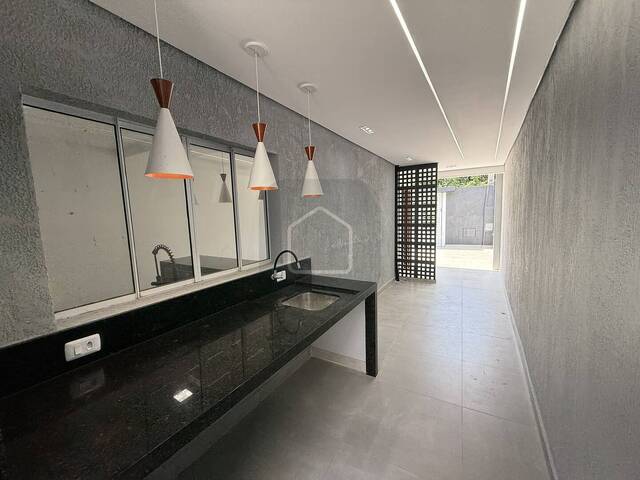 Casa para Venda em Caraguatatuba - 5