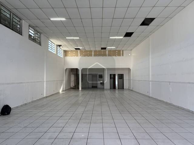 Ponto Comercial para Locação em Caraguatatuba - 4