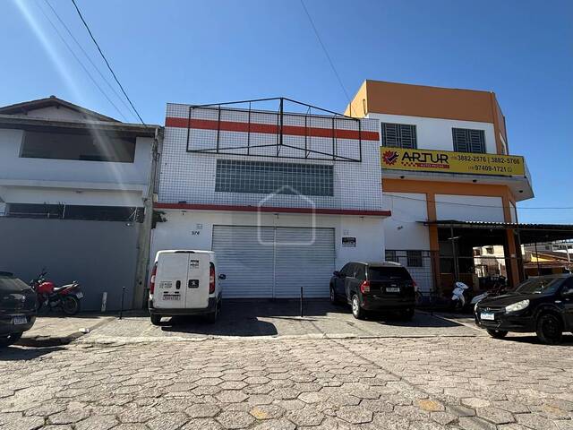 Ponto Comercial para Locação em Caraguatatuba - 2
