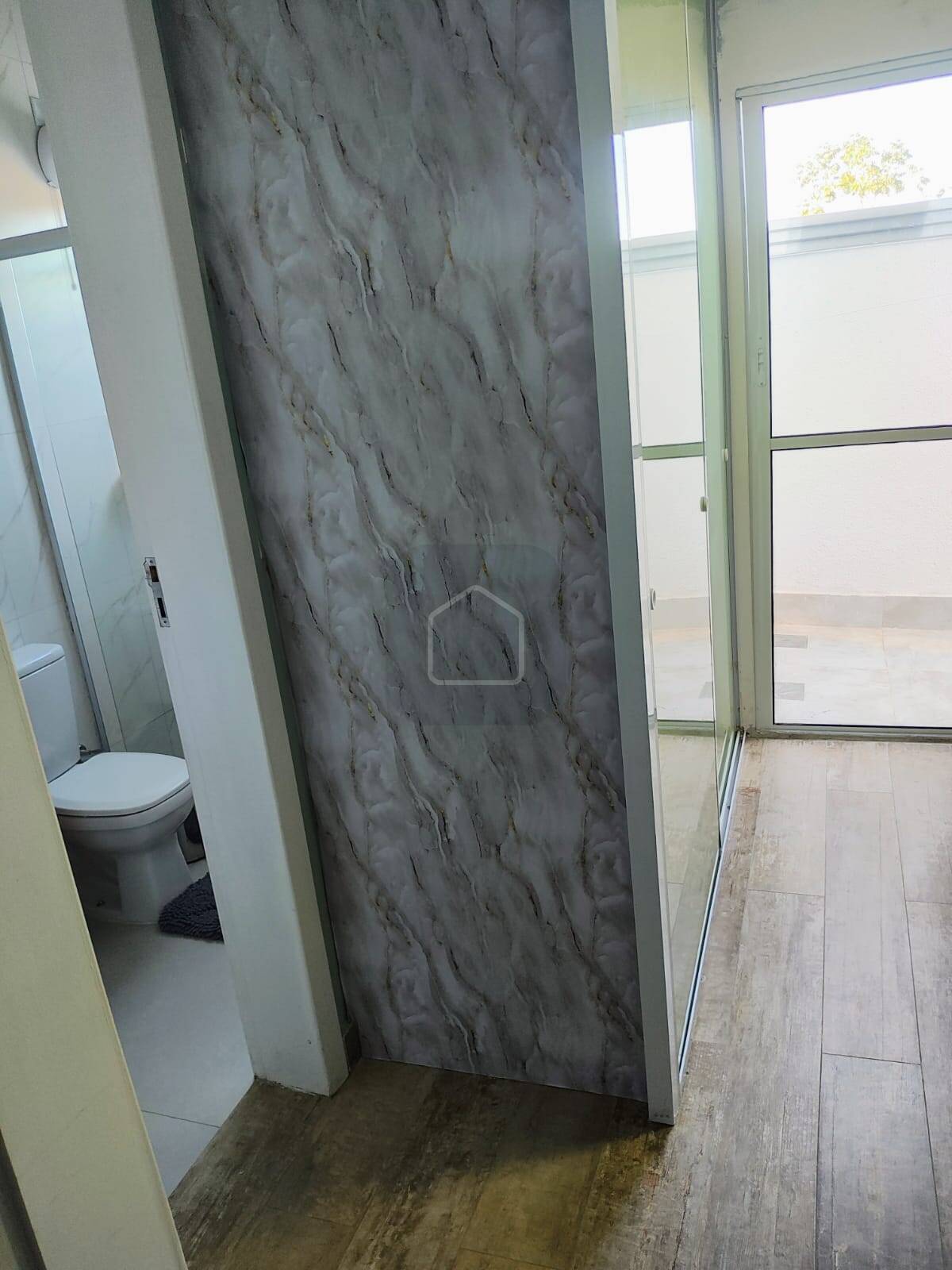 Casa à venda com 2 quartos, 140m² - Foto 3