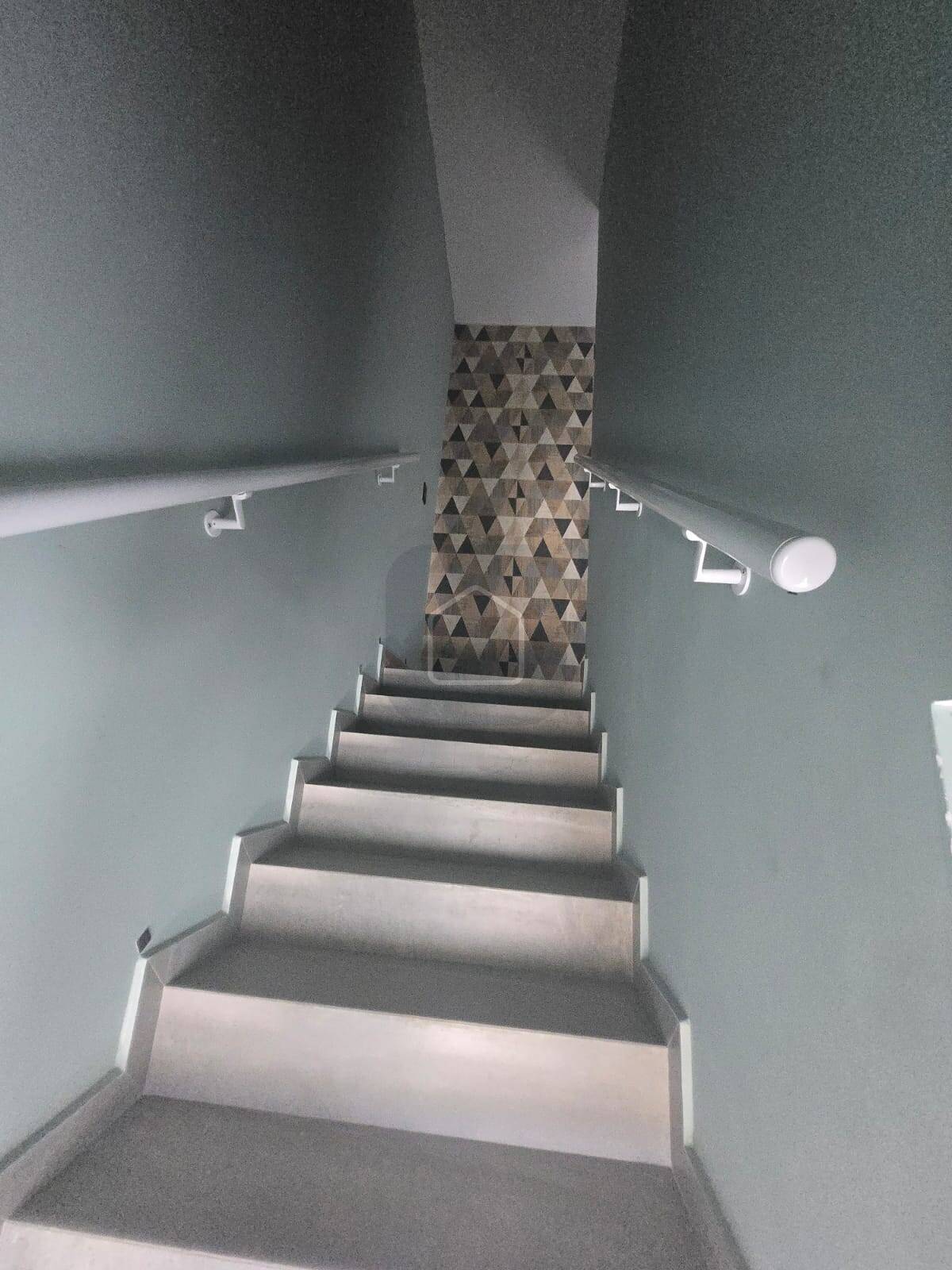 Casa à venda com 2 quartos, 140m² - Foto 5