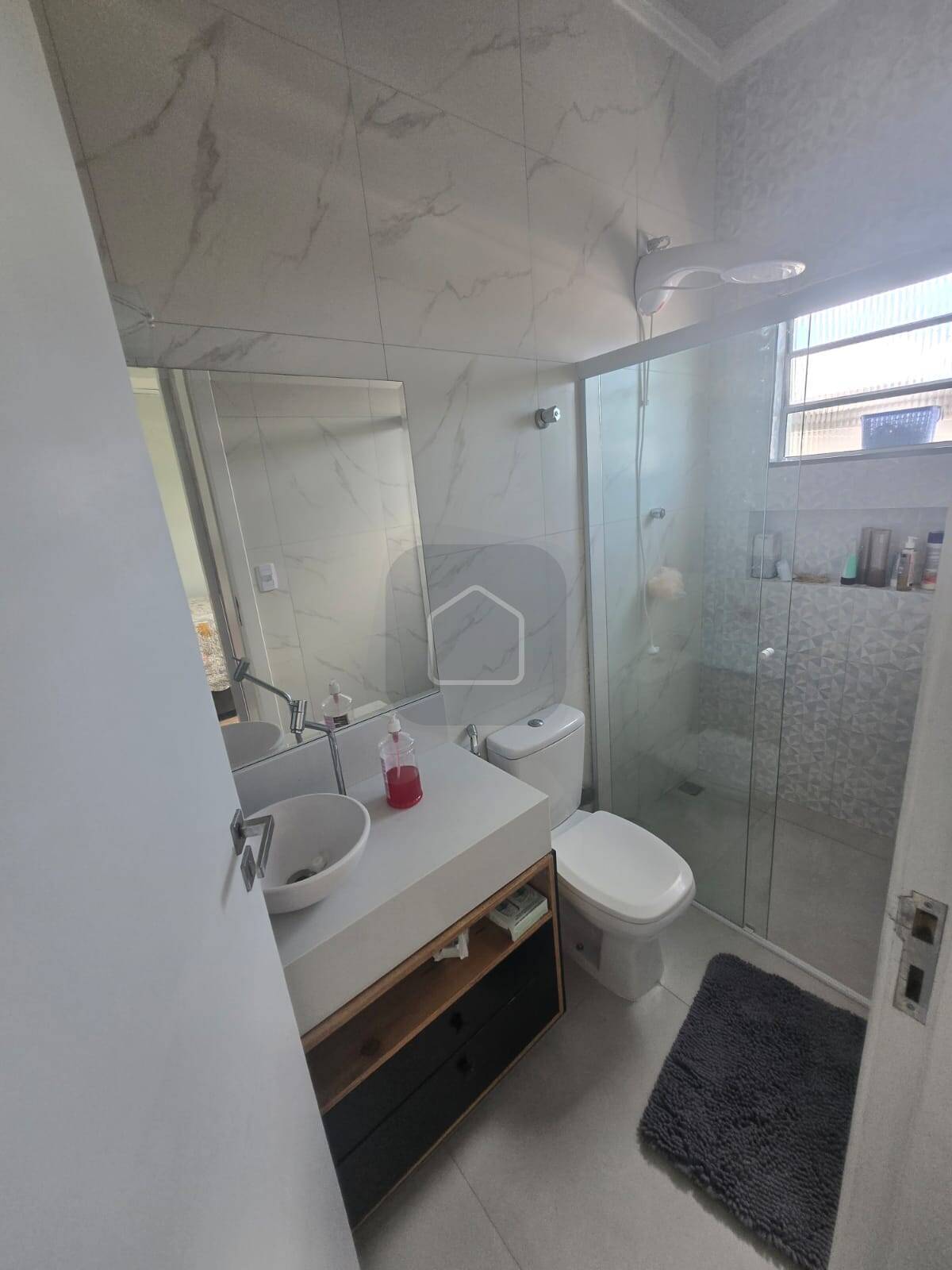 Casa à venda com 2 quartos, 140m² - Foto 11
