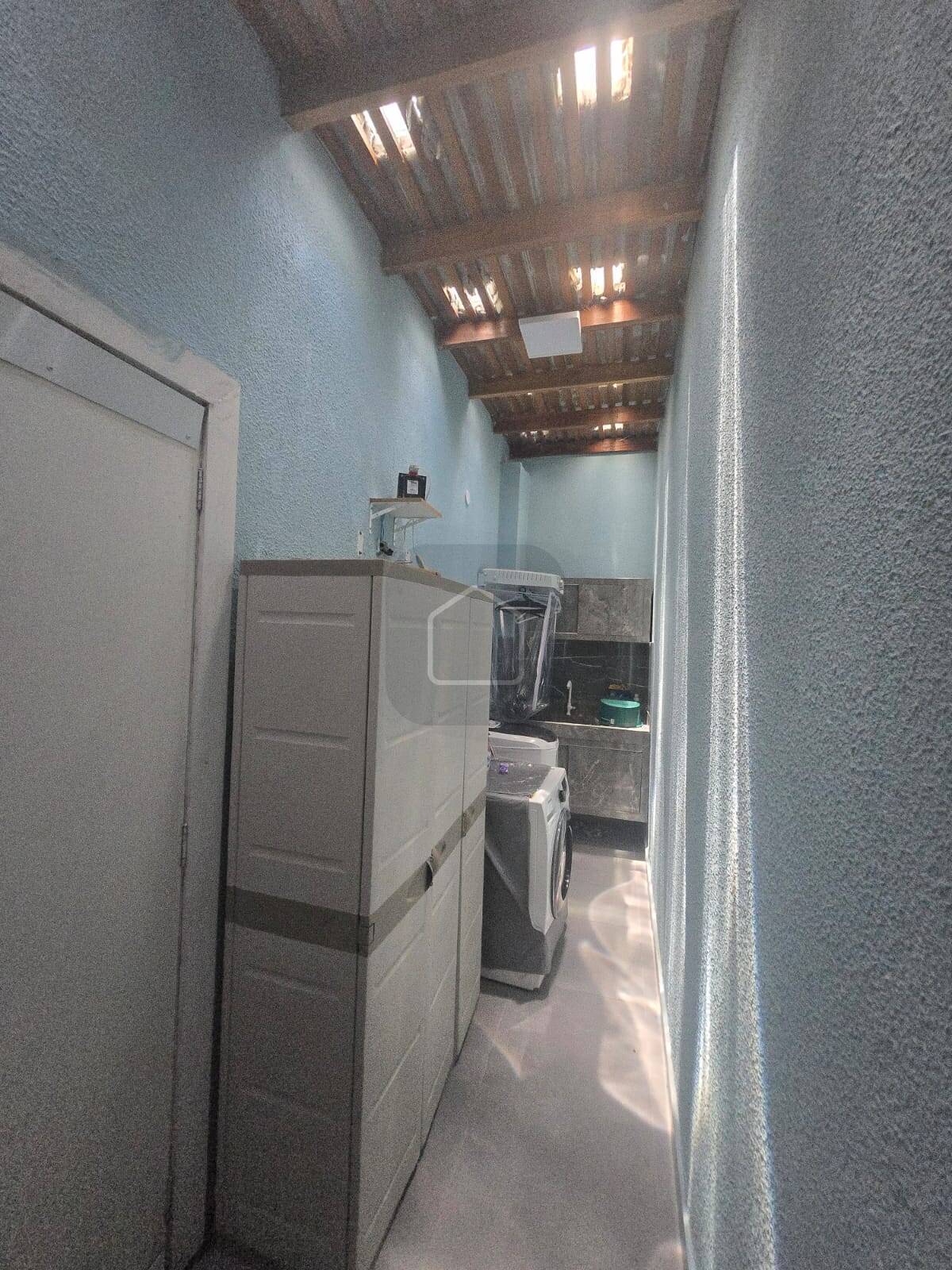 Casa à venda com 2 quartos, 140m² - Foto 26