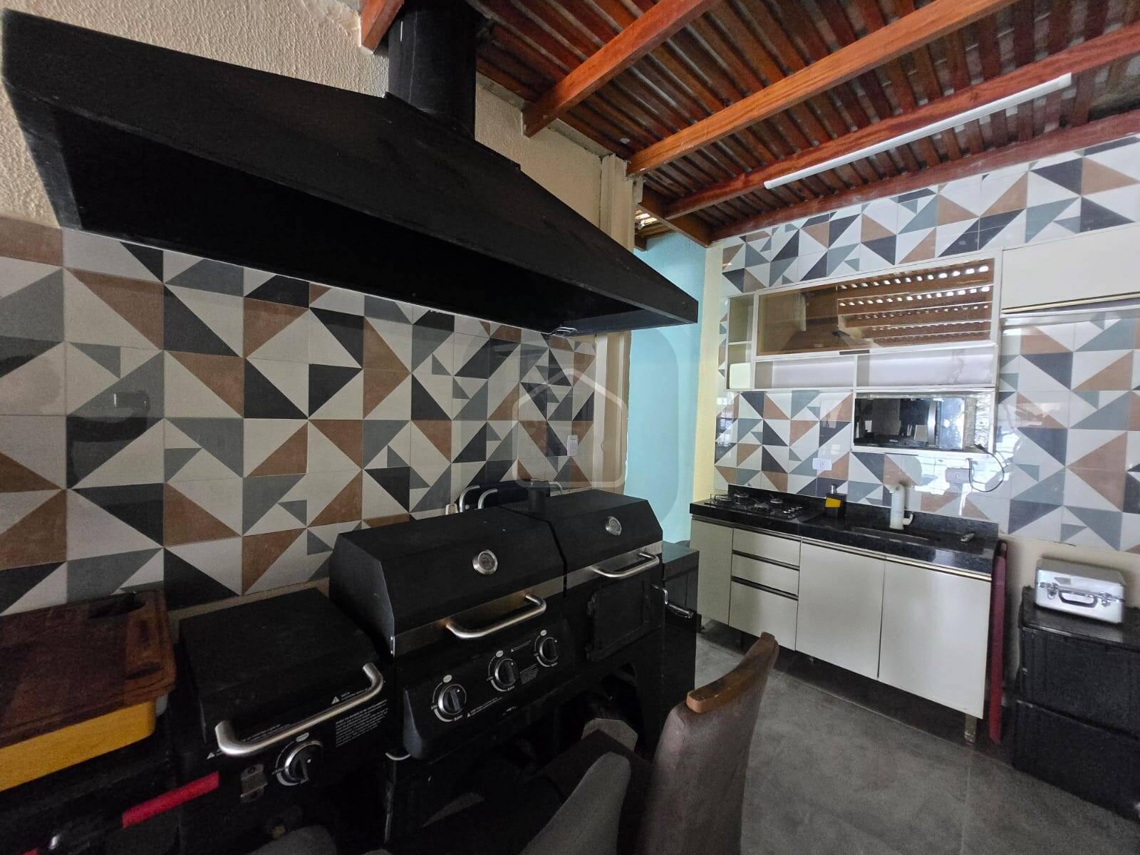 Casa à venda com 2 quartos, 140m² - Foto 37