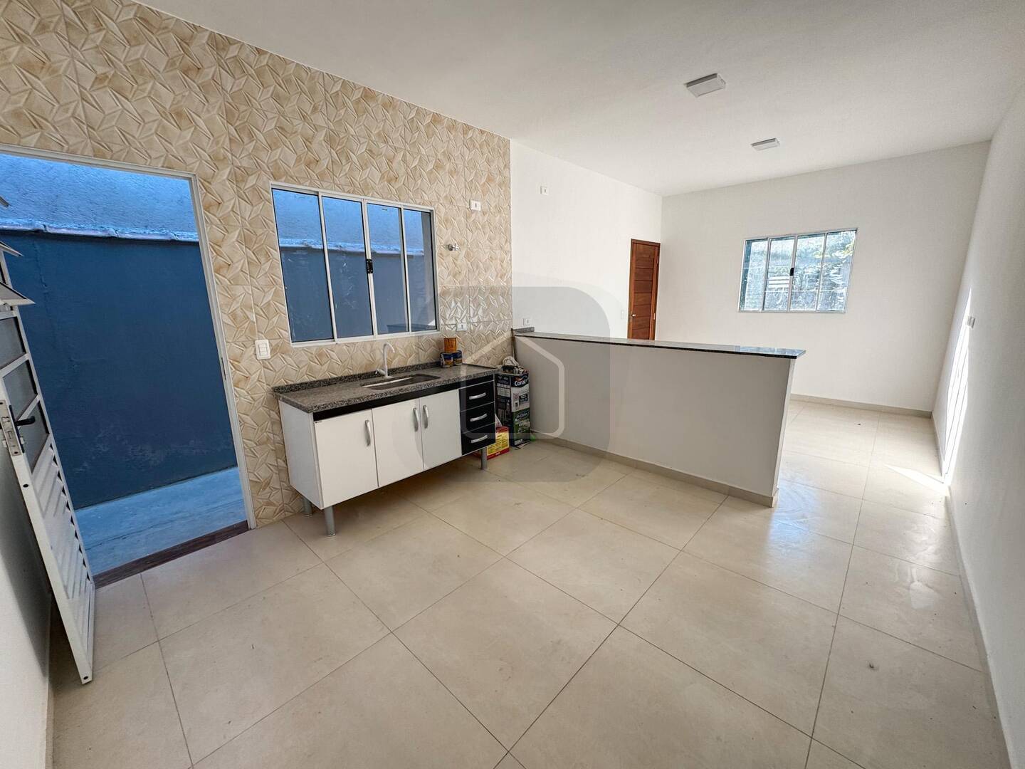 Casa à venda com 2 quartos, 61m² - Foto 21