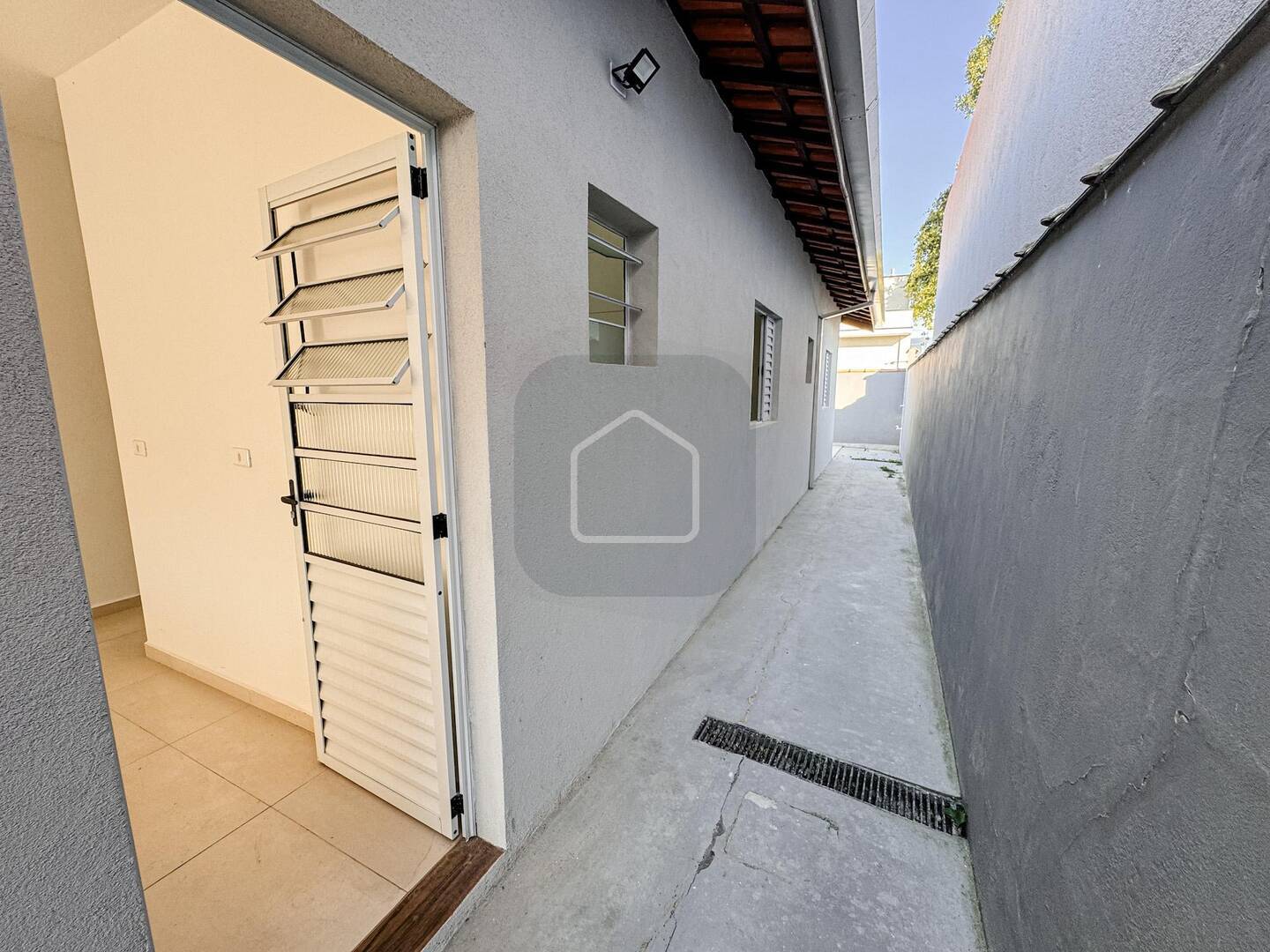 Casa à venda com 2 quartos, 61m² - Foto 18