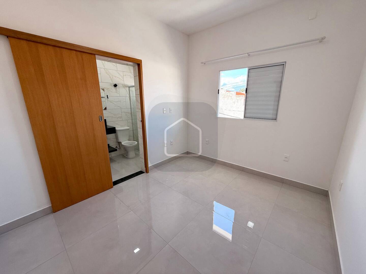 Apartamento para alugar com 2 quartos, 60m² - Foto 15