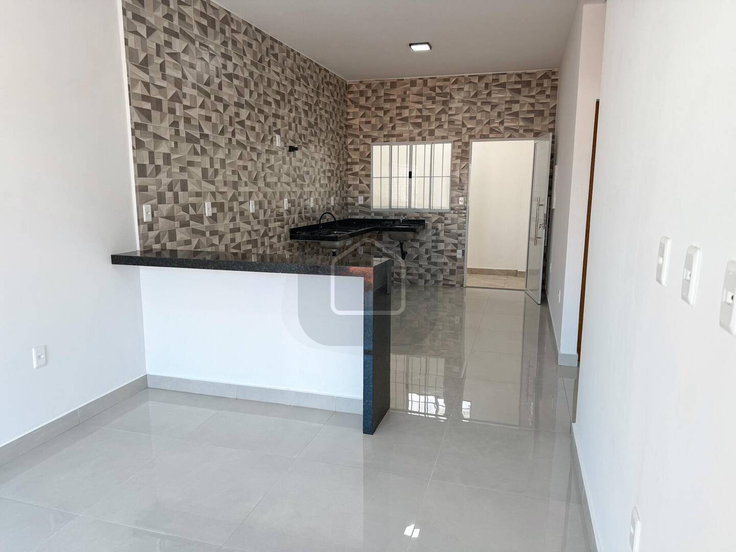 Apartamento para alugar com 2 quartos, 60m² - Foto 8