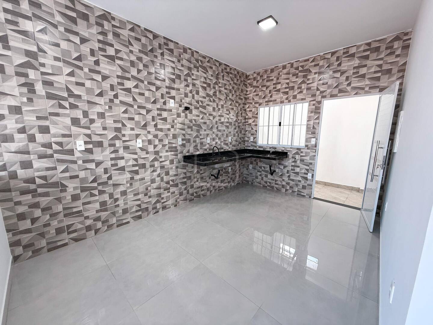 Apartamento para alugar com 2 quartos, 60m² - Foto 9