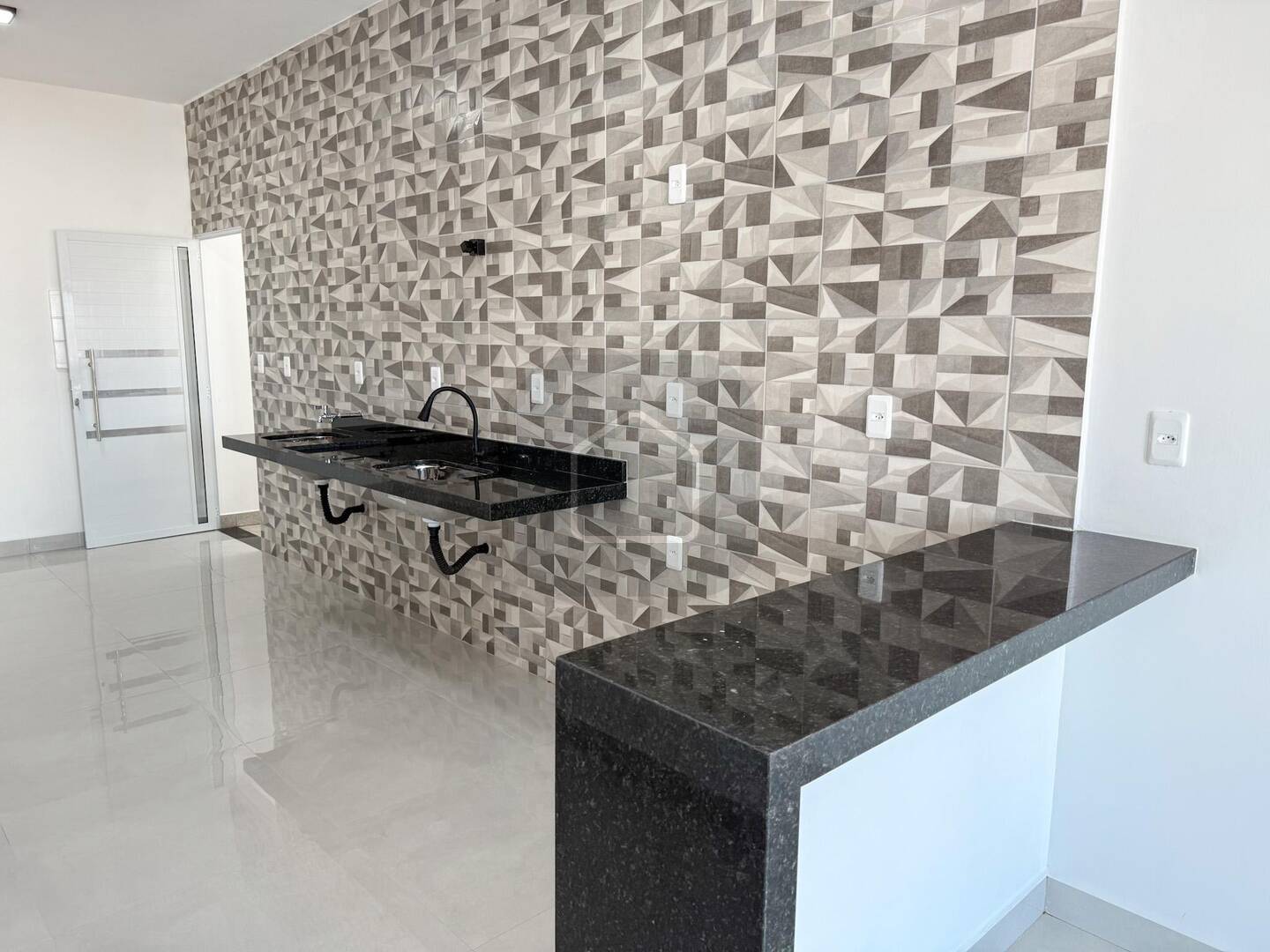 Apartamento para alugar com 2 quartos, 60m² - Foto 7