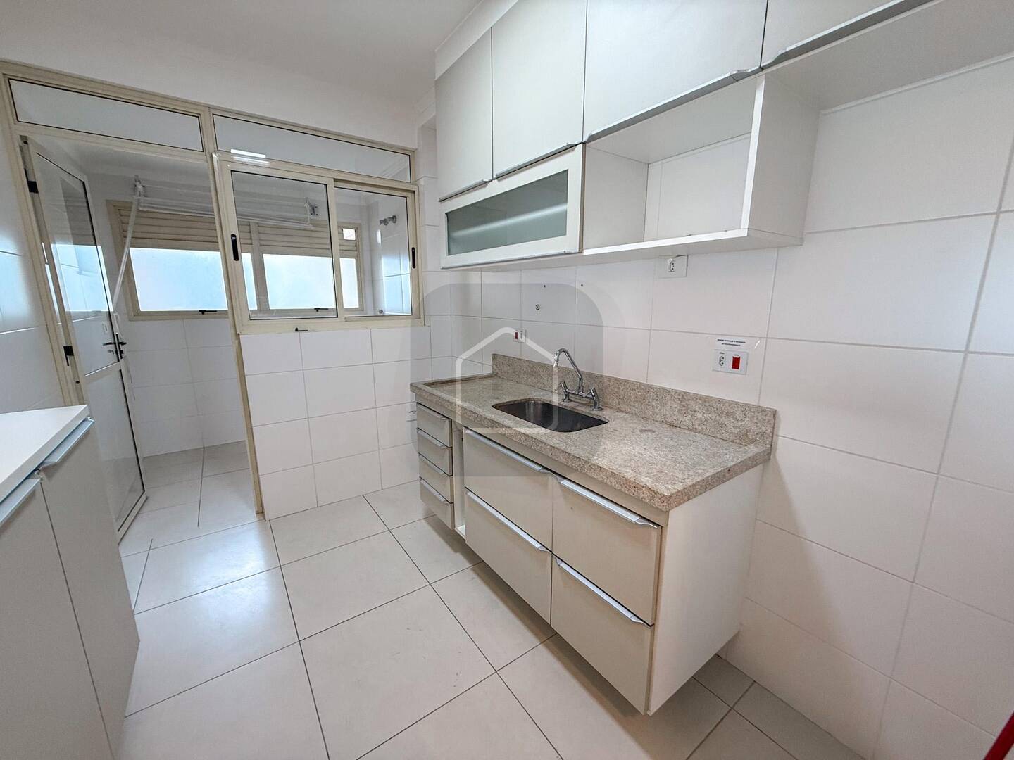Apartamento à venda e aluguel com 3 quartos, 106m² - Foto 21