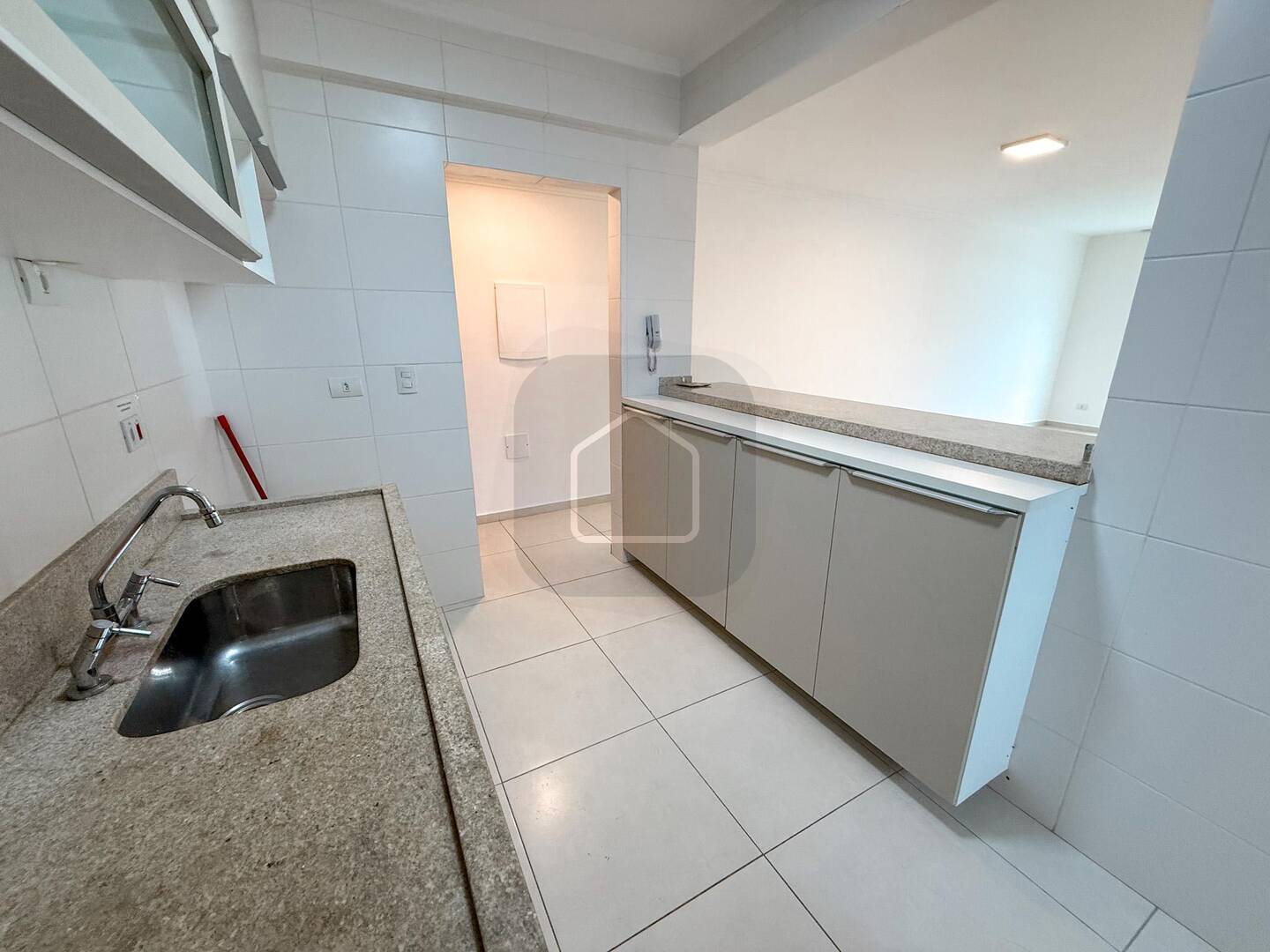 Apartamento à venda e aluguel com 3 quartos, 106m² - Foto 19