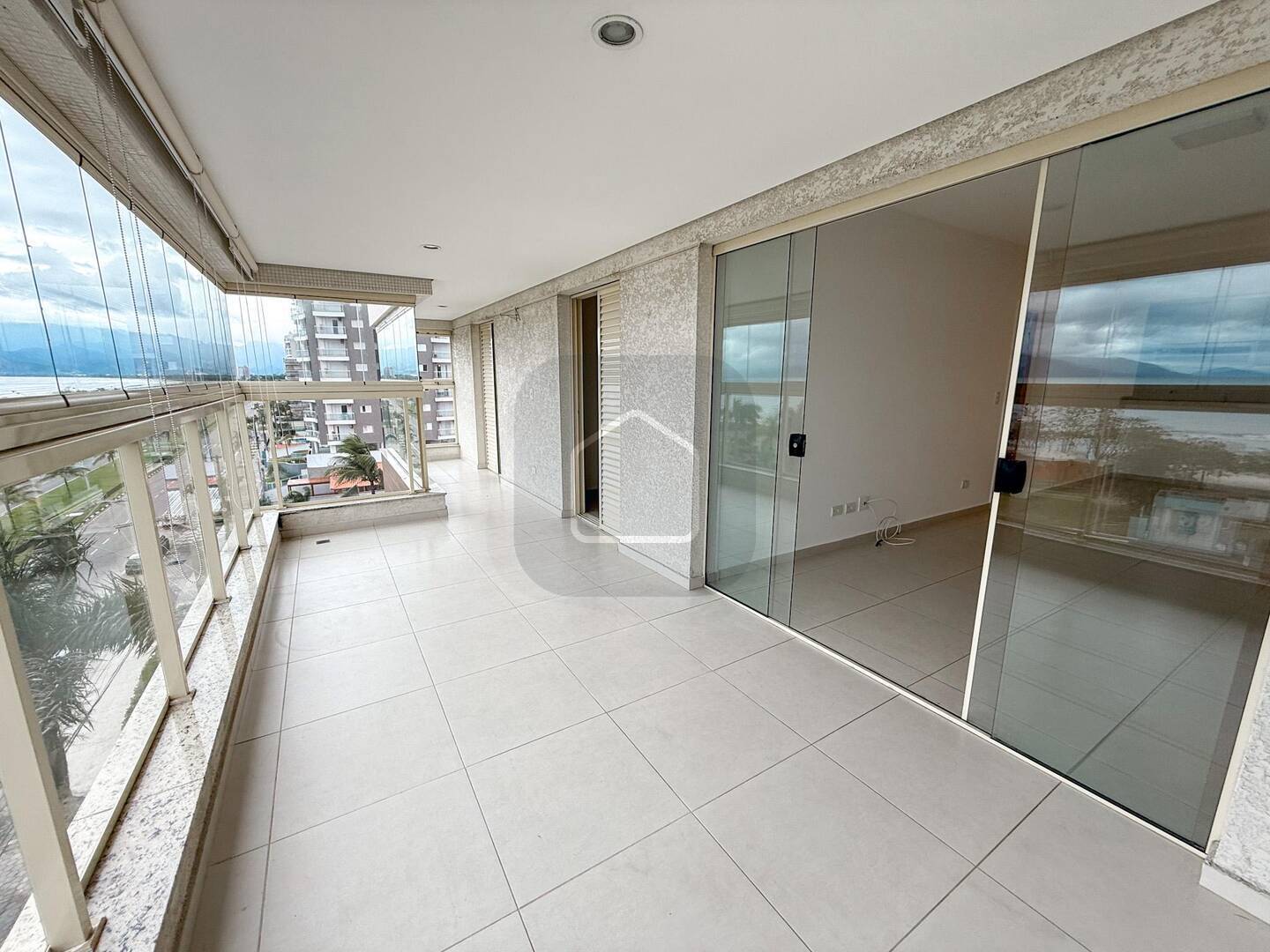 Apartamento à venda e aluguel com 3 quartos, 106m² - Foto 6