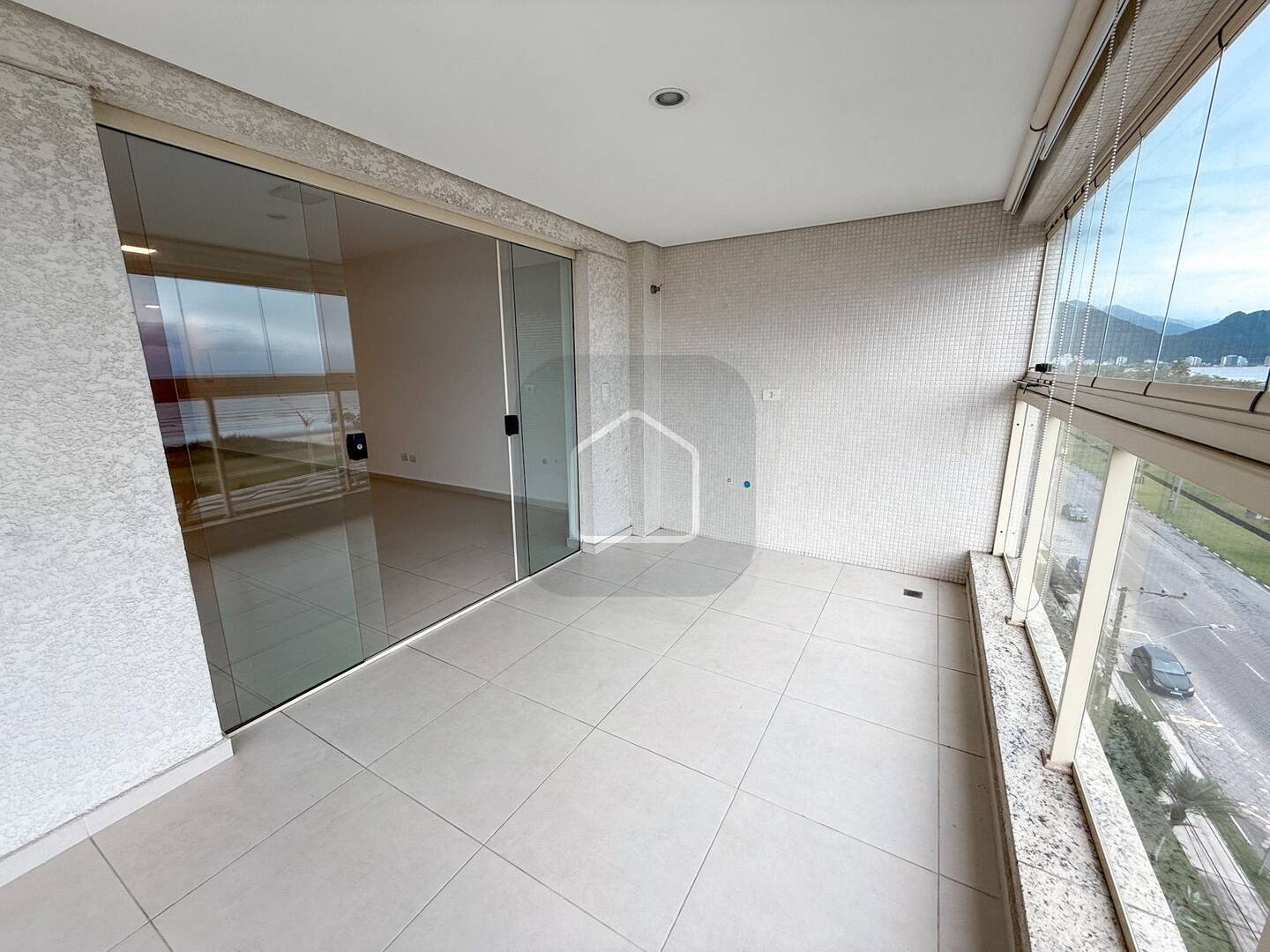 Apartamento à venda e aluguel com 3 quartos, 106m² - Foto 11