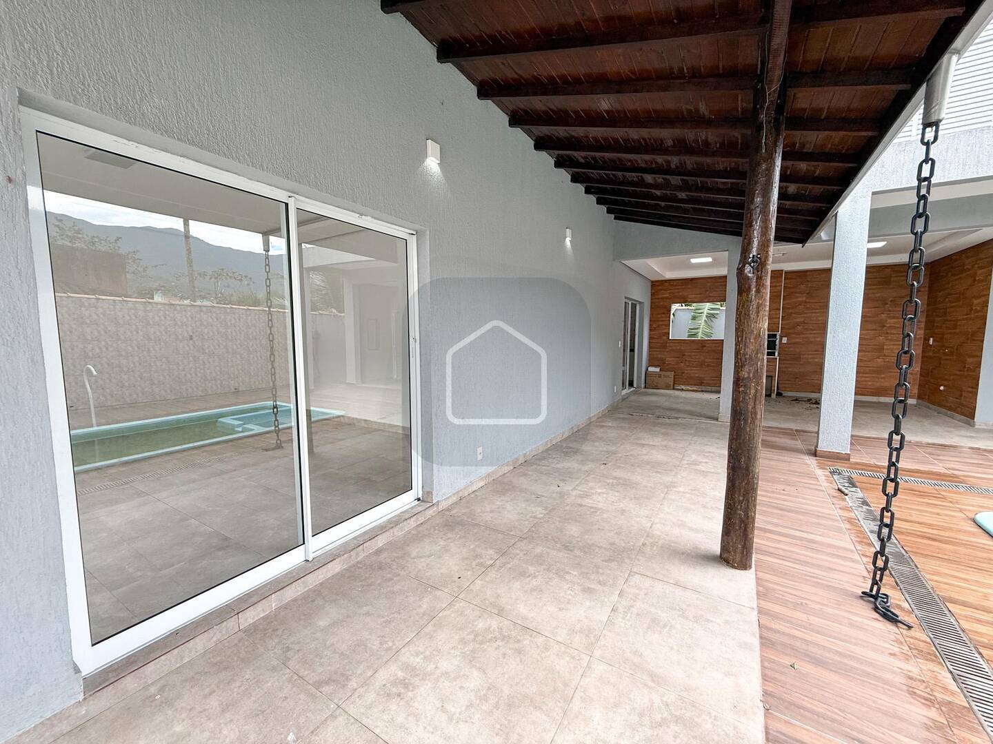 Casa à venda e aluguel com 3 quartos, 197m² - Foto 10