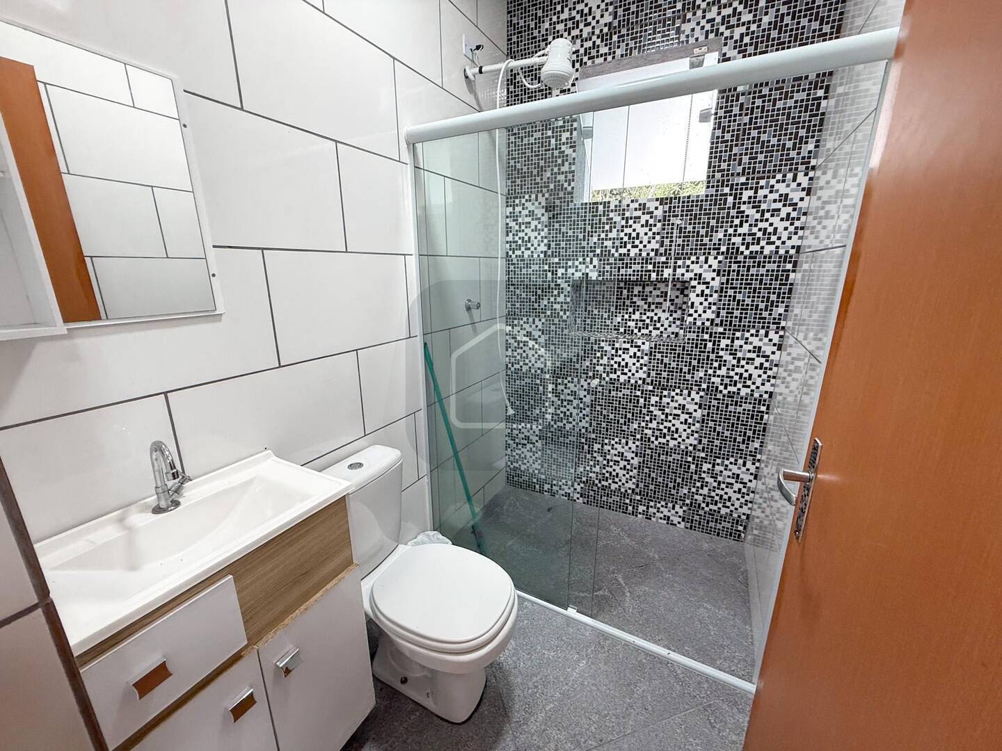 Casa à venda e aluguel com 3 quartos, 197m² - Foto 28