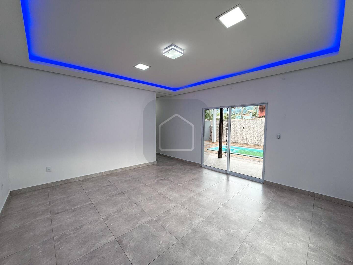 Casa à venda e aluguel com 3 quartos, 197m² - Foto 12