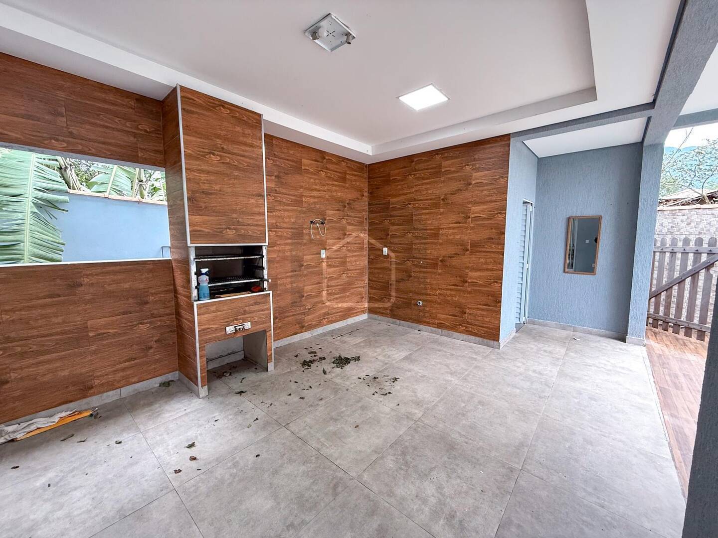 Casa à venda e aluguel com 3 quartos, 197m² - Foto 7