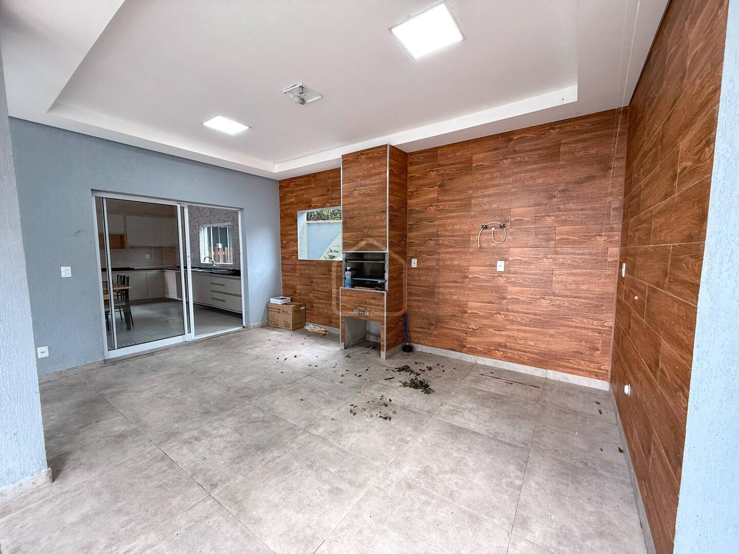 Casa à venda e aluguel com 3 quartos, 197m² - Foto 8