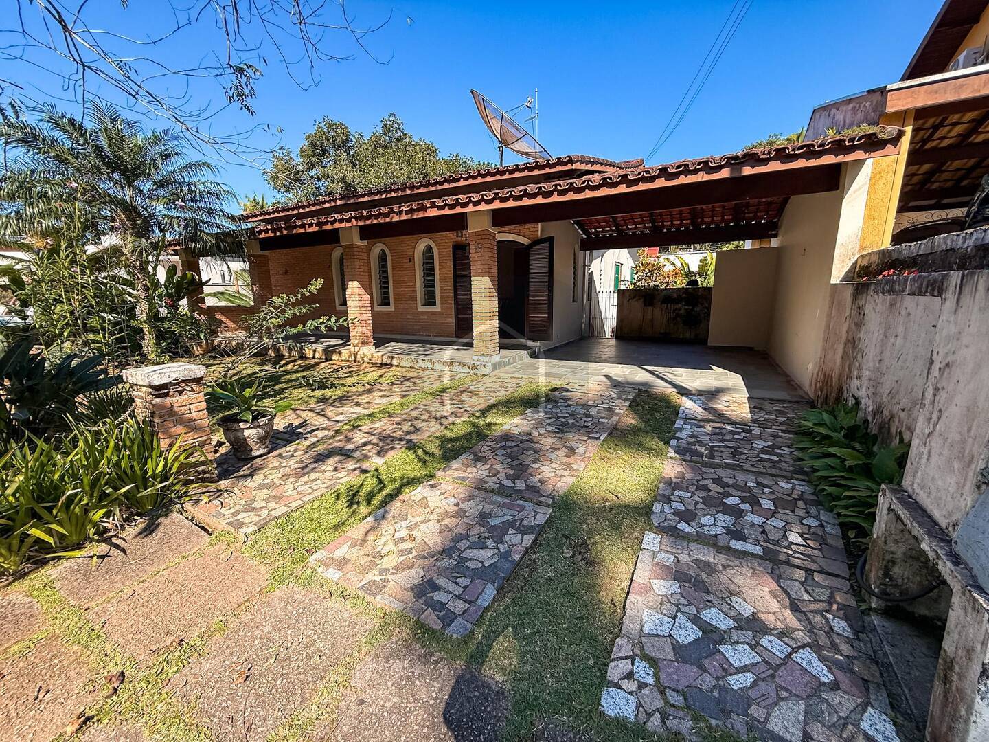 Casa, 4 quartos, 270 m² - Foto 9