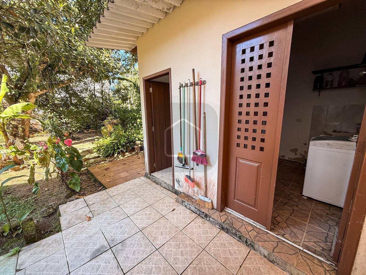 Casa, 4 quartos, 270 m² - Foto 28