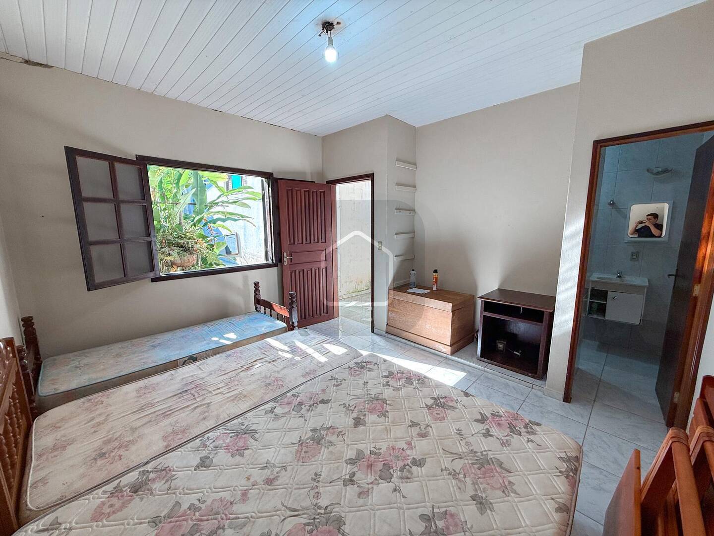 Casa, 4 quartos, 270 m² - Foto 32