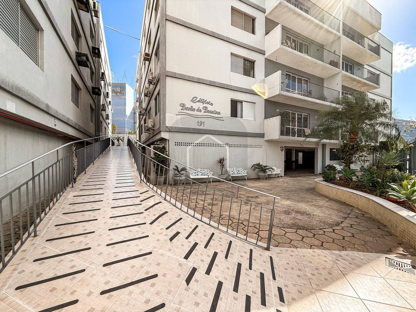 Apartamento, 2 quartos, 100 m² - Foto 1