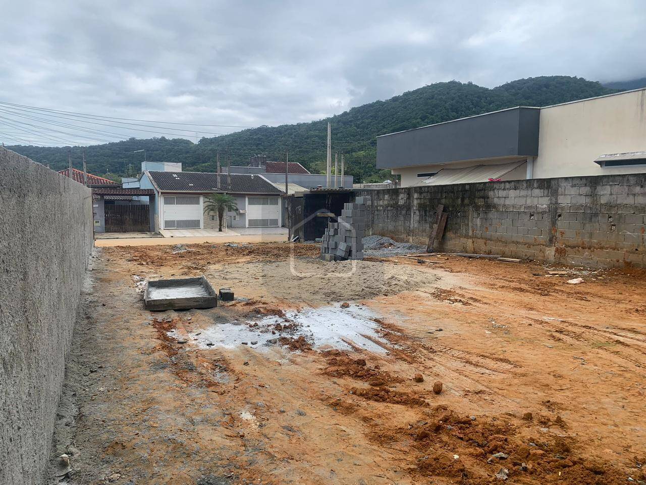 Terreno, 137 m² - Foto 1