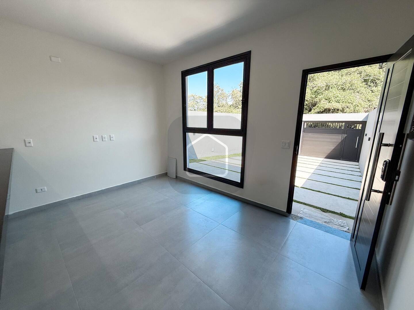 Casa à venda com 3 quartos, 73m² - Foto 6