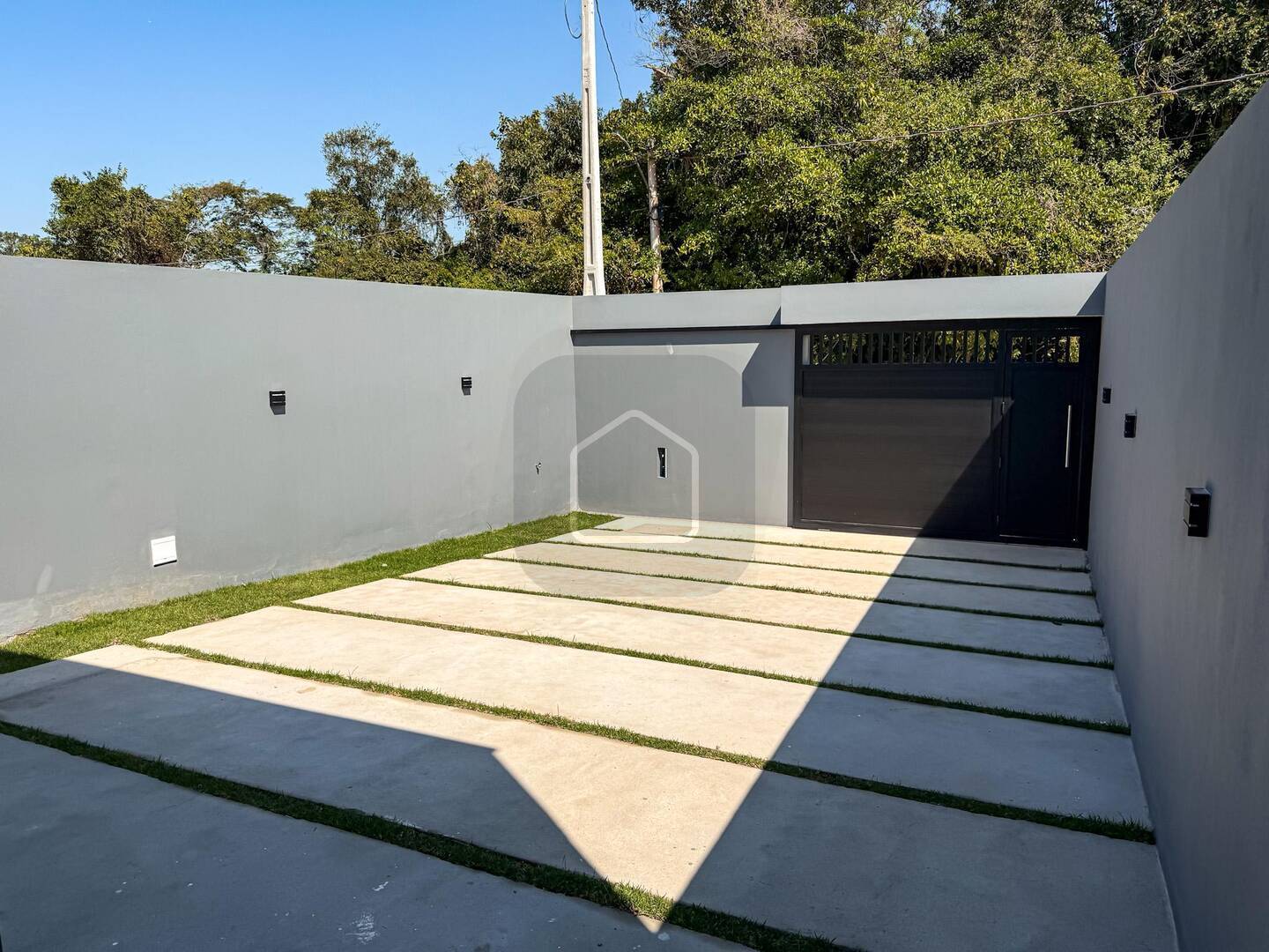 Casa à venda com 3 quartos, 73m² - Foto 4